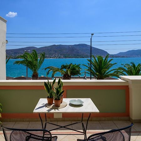 Seaside Apartment Σαλαμίνα Εξωτερικό φωτογραφία